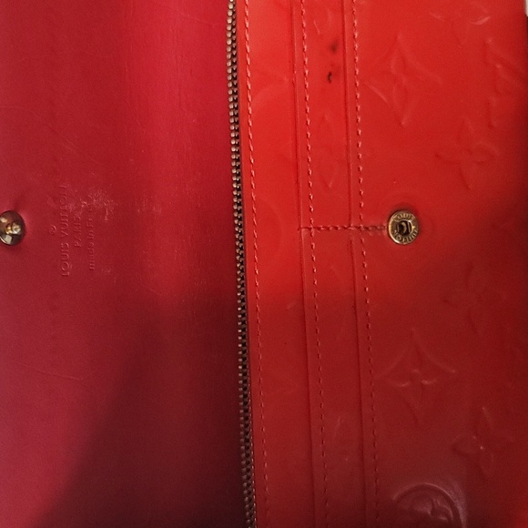 Authentic LV wallet - Picture 3 of 4